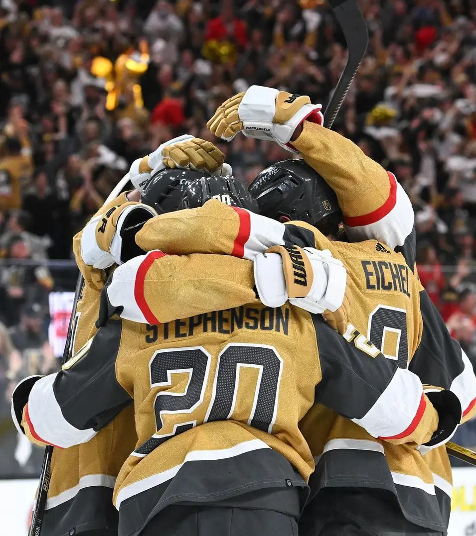 Vegas Golden Knights celebrating victory over the Winnipeg Jets with a 4-1 score