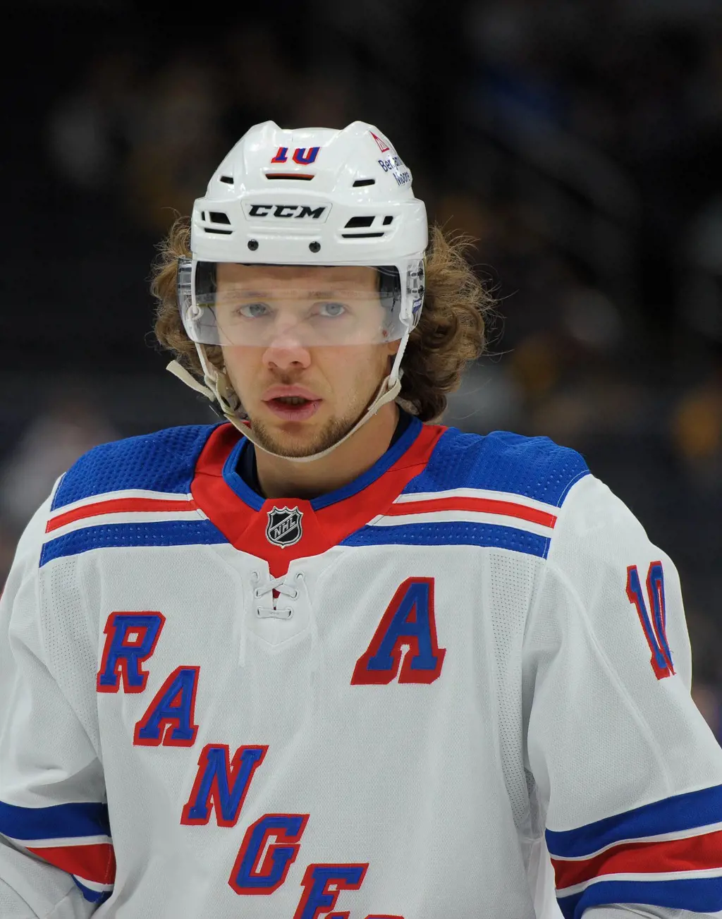 Artemi Panarin signed to the Rangers over their hometown rivals 