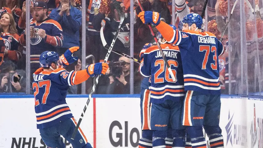 Edmonton Oilers leads with 3-0 against the Vegas in Game 4